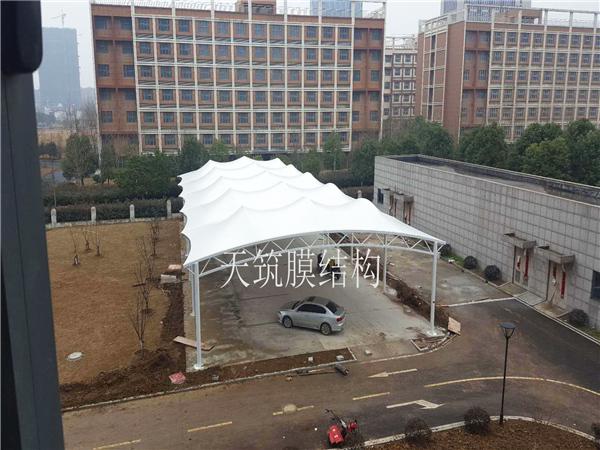 羅山籃球場膜結構雨棚