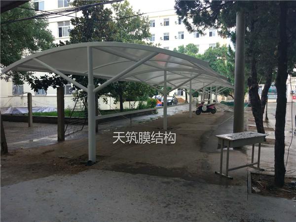 水利環境學院電動車棚